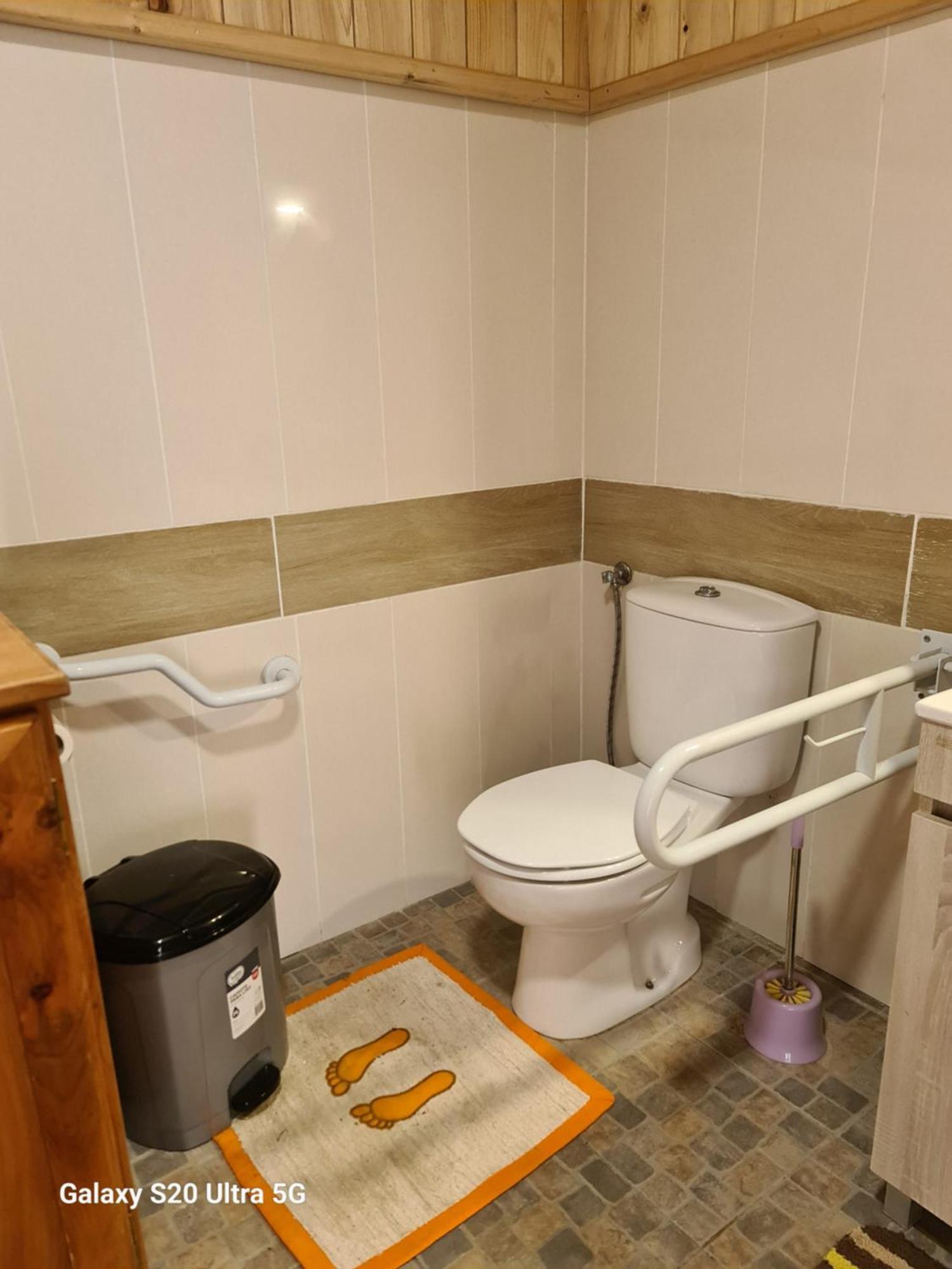 Ap Luso Brasileiro Hotell Lajes das Flores Exteriör bild